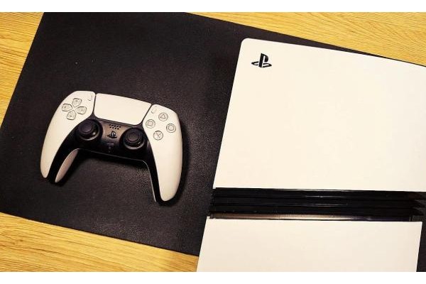 前索尼高管直言：主机性能逼近极限，未来突破在“创新”而非硬件