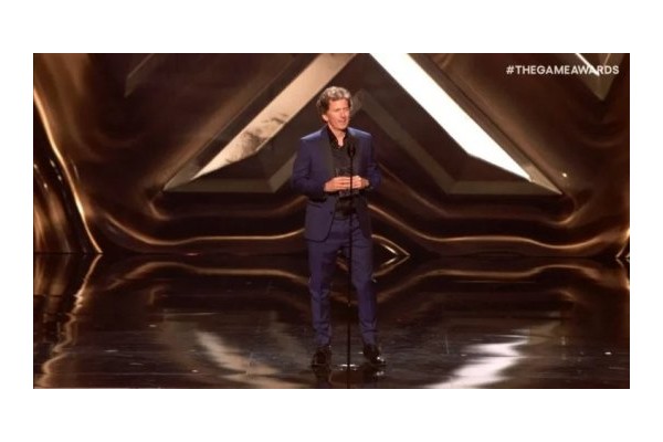 七年什么都没有！