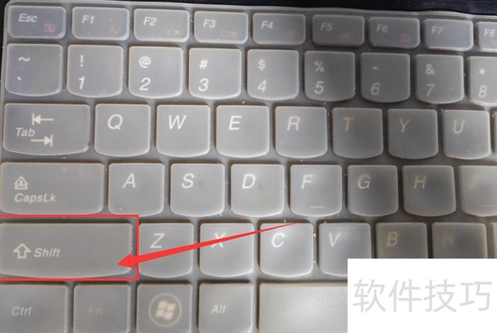 excel如何实现最上面求和 excel如何实现最上面求和