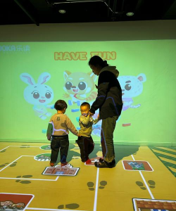 耳朵转圈叫什么游戏,揭秘趣味互动玩法,体验亲子欢乐时光 耳朵转圈叫什么游戏,揭秘趣味互动玩法,体验亲子欢乐时光