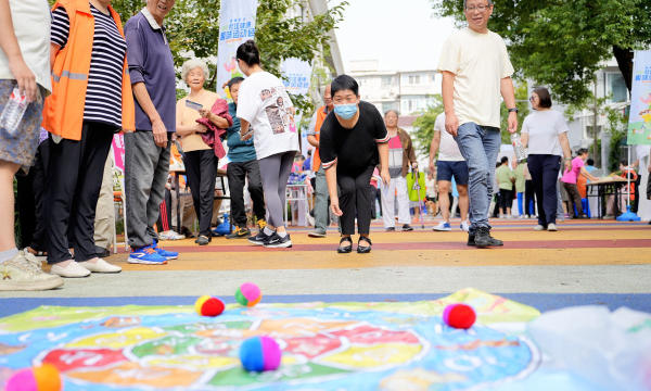 上街玩什么游戏最快,街头趣味挑战,瞬间点燃快乐 上街玩什么游戏最快,街头趣味挑战,瞬间点燃快乐