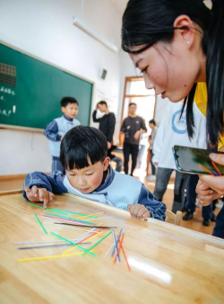 彩色竹签游戏怎么玩,掌握规则技巧,体验亲子互动乐趣 彩色竹签游戏怎么玩,掌握规则技巧,体验亲子互动乐趣