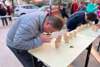 游戏纸杯拔河怎么玩,趣味亲子互动,简单道具创意玩法 游戏纸杯拔河怎么玩,趣味亲子互动,简单道具创意玩法