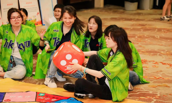 大型手游角色扮演,沉浸式体验,社交与策略的完美结合 大型手游角色扮演,沉浸式体验,社交与策略的完美结合