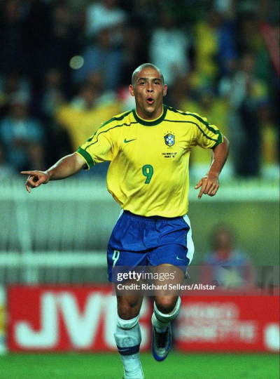 2026年最受欢迎的足球手游推荐:高人气、高口碑足球游戏合集 2026年最受欢迎的足球手游推荐:高人气、高口碑足球游戏合集