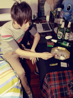 丁雨轩玩什么游戏,揭秘他的游戏世界,探索他的娱乐生活 丁雨轩玩什么游戏,揭秘他的游戏世界,探索他的娱乐生活