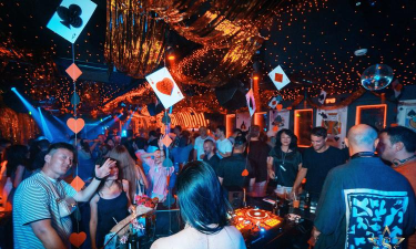 舞会游戏,点燃派对气氛,创造难忘互动体验 舞会游戏,点燃派对气氛,创造难忘互动体验