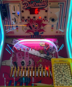 玩炸弹是什么游戏,紧张刺激的派对玩法,考验反应与心理博弈 玩炸弹是什么游戏,紧张刺激的派对玩法,考验反应与心理博弈