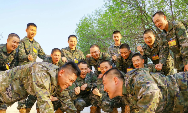 部队战友玩什么游戏,增进战友情谊,缓解训练压力 部队战友玩什么游戏,增进战友情谊,缓解训练压力