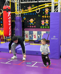 星星在玩什么游戏,孩子爱玩,家长放心 星星在玩什么游戏,孩子爱玩,家长放心