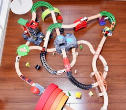 小火车游戏怎么玩 小火车游戏怎么玩