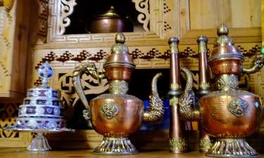 藏族餐桌游戏,玩法简单有趣,增进亲友感情 藏族餐桌游戏,玩法简单有趣,增进亲友感情