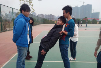 男女下课玩什么游戏,轻松有趣互动,增进同学友谊 男女下课玩什么游戏,轻松有趣互动,增进同学友谊