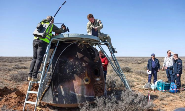宇航员怎么回地球,揭秘太空返回全过程,感受惊心动魄的降落之旅 宇航员怎么回地球,揭秘太空返回全过程,感受惊心动魄的降落之旅