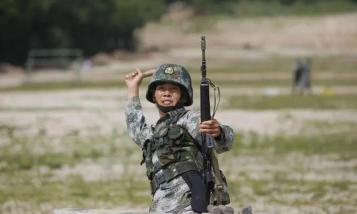 如何扔手雷,掌握基本要领,确保安全有效 如何扔手雷,掌握基本要领,确保安全有效