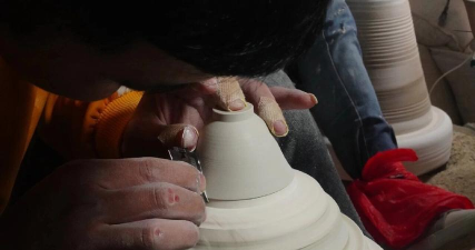 瓷器怎么做,从选料到烧制,完整步骤分享 瓷器怎么做,从选料到烧制,完整步骤分享